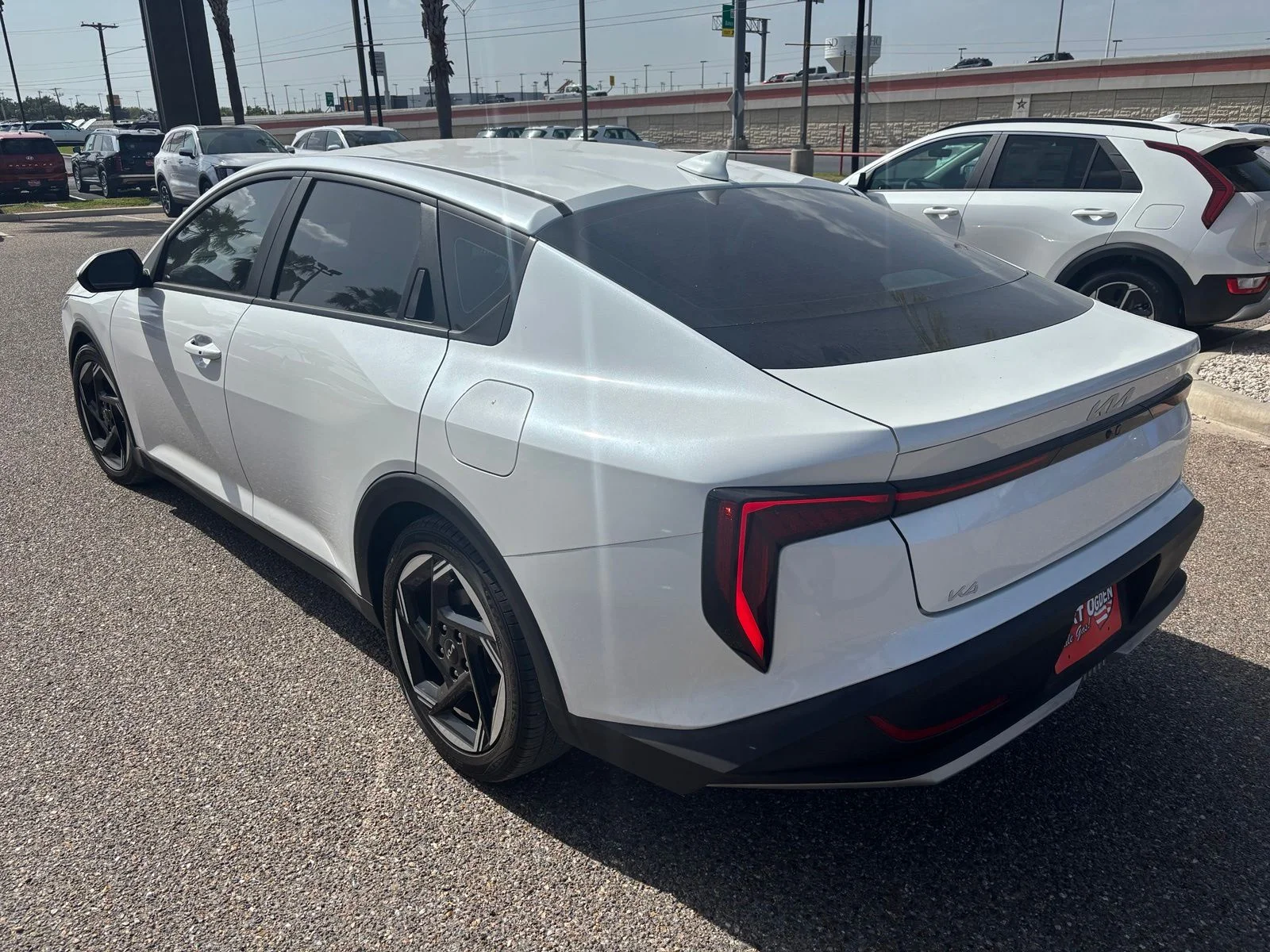 Used 2025 White Kia EX image 4