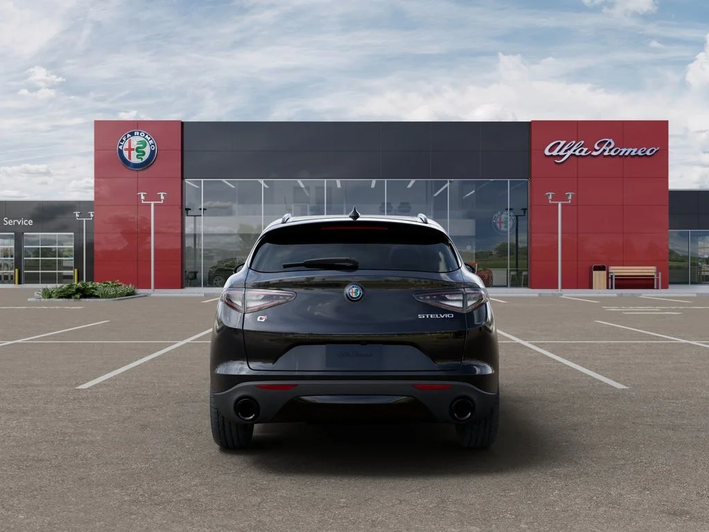 New 2025 Vulcano Black Metallic Exterior Paint Alfa Romeo Base image 8