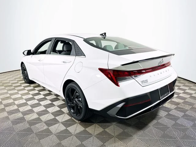 New 2026 White Hyundai SEL Sport image 5