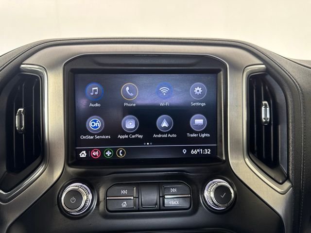 Used 2022 White GMC SLE image 14