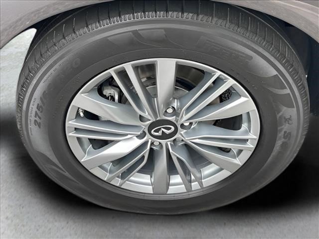 Used 2023 Anthracite Gray INFINITI LUXE image 29