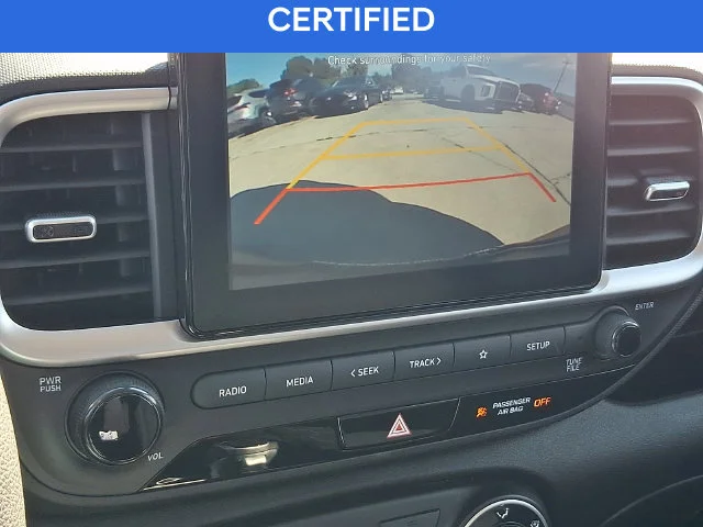 Used 2022 Blue Hyundai SE image 17