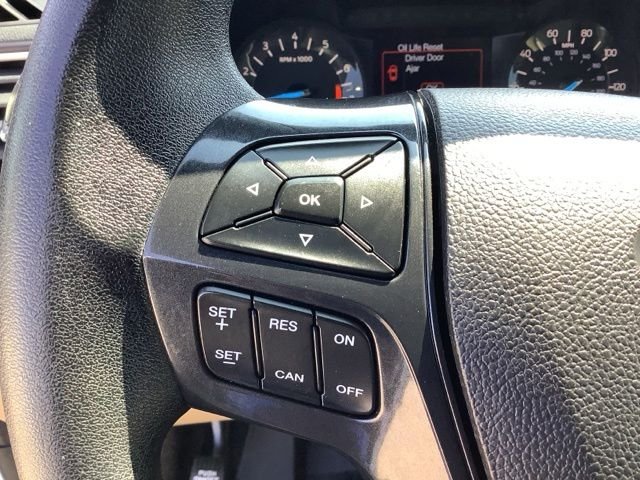 Used 2016 Oxford White Ford Base image 30