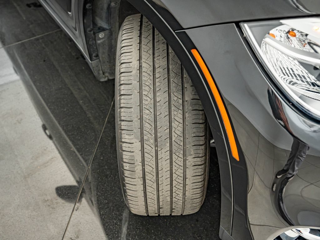 Used 2015 Black Sapphire Metallic BMW xDrive35i image 49