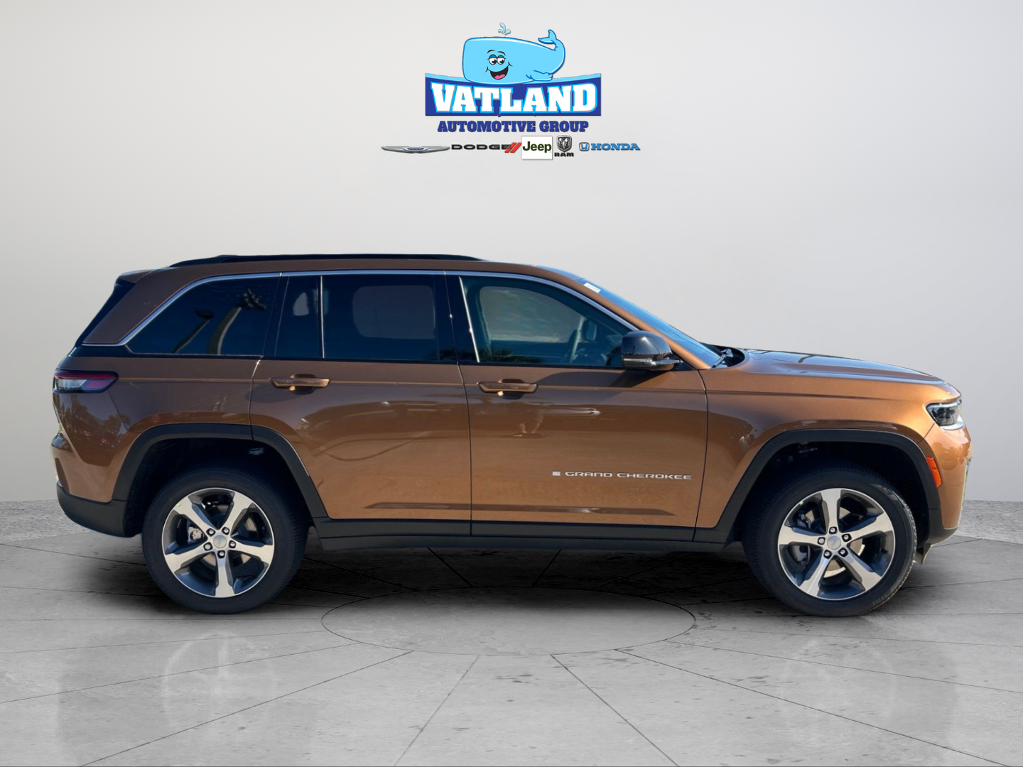 New 2026 Copper Shino Metallic Clear-Coat Exterior Paint Jeep Limited image 6