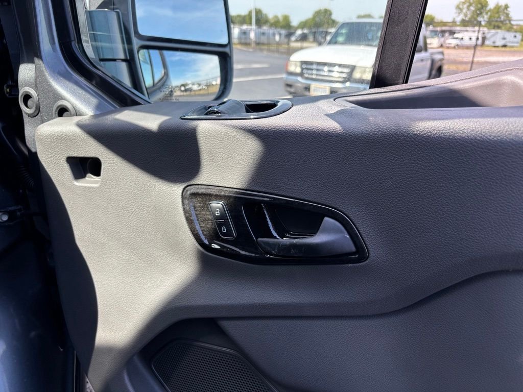 New 2026 Gray Ford Explorer Limited SE image 20