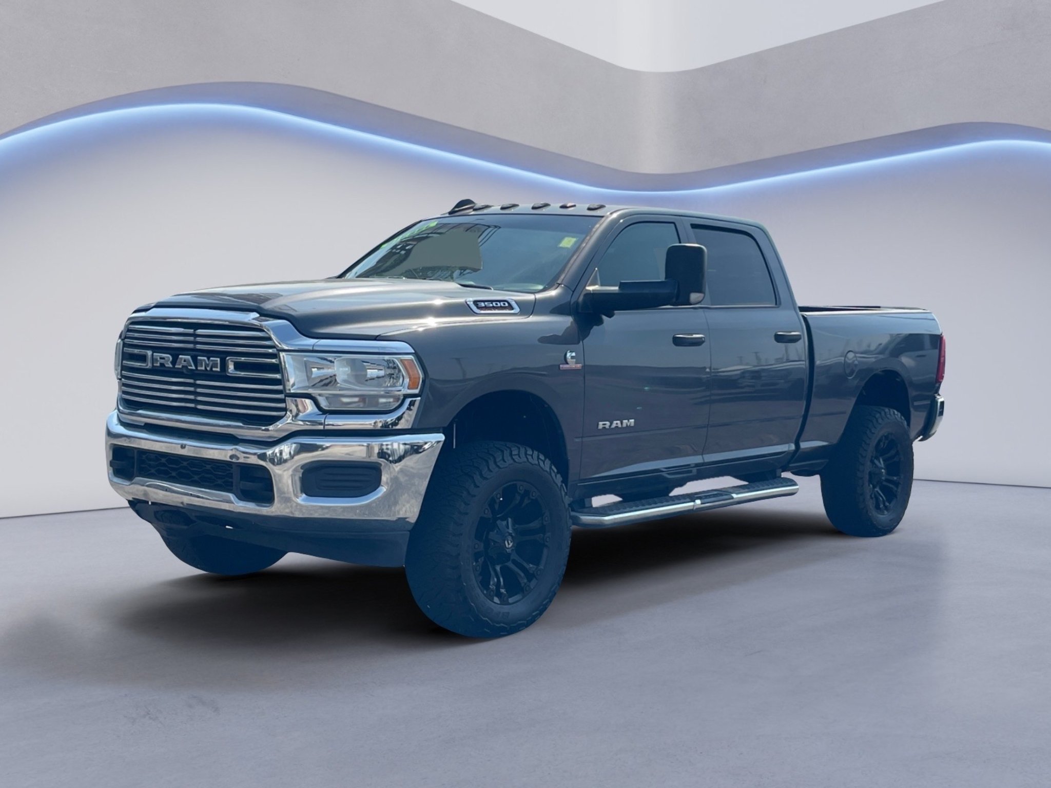 Used 2020 Granite Crystal Metallic Clearcoat Ram Tradesman image 7