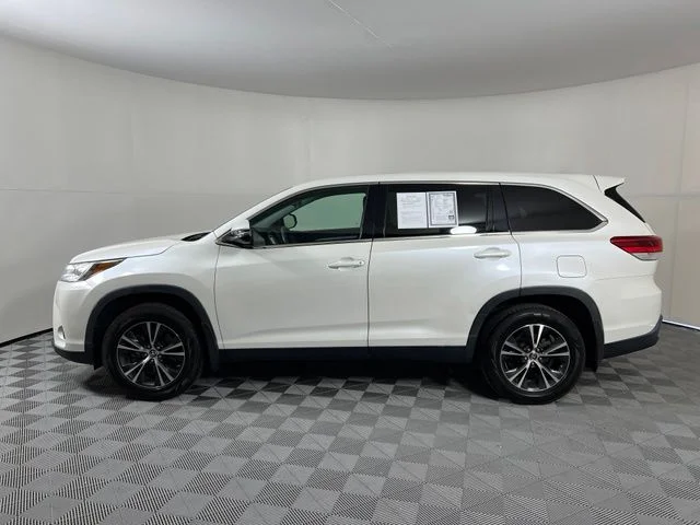 Used 2019 White Toyota LE image 4