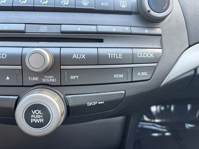 Used 2011 Gray Honda LX image 25