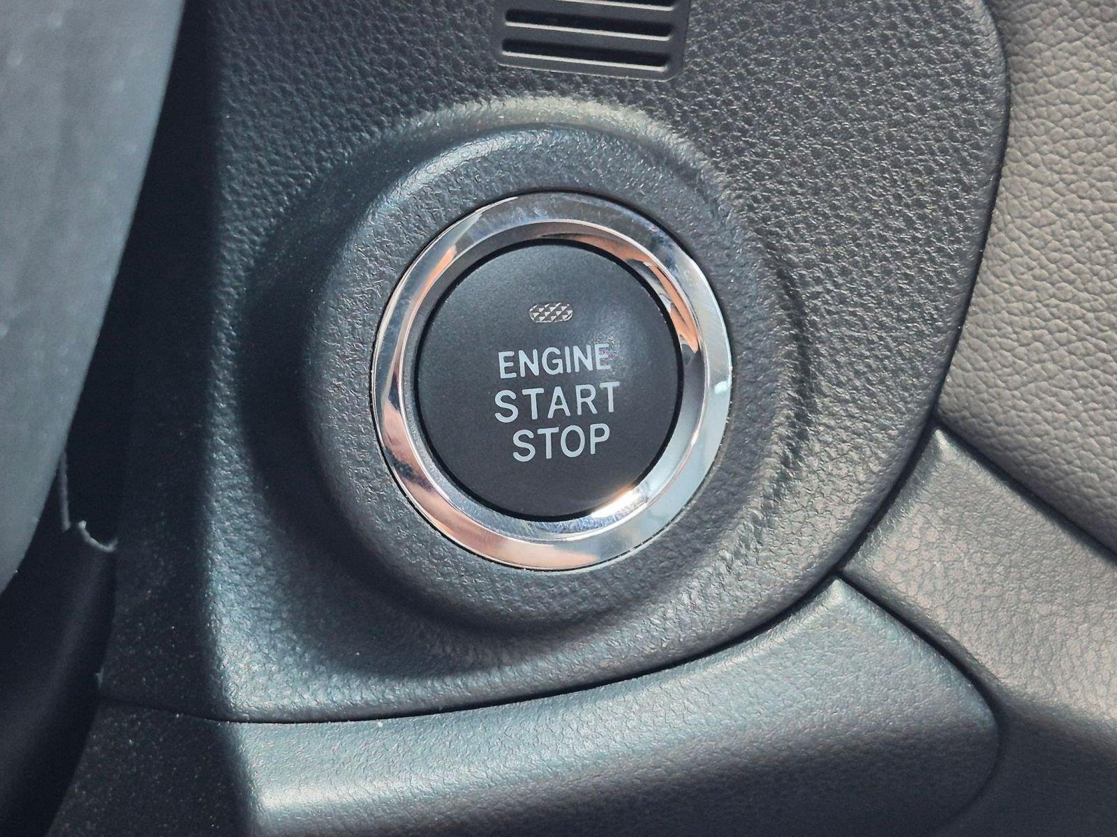 Used 2025  Subaru Wilderness image 16
