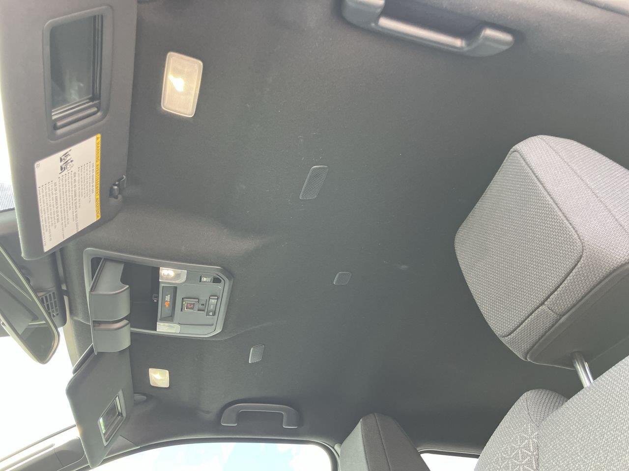 Used 2025 White (Ice Cap) Toyota SR5 image 20