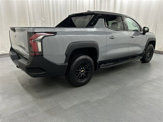 2026 Chevrolet Silverado EV LT photo 4