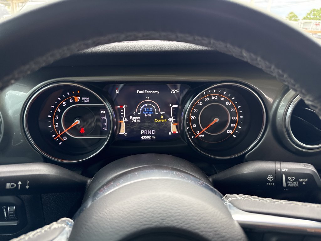 Used 2023 Yellow Jeep Overland image 19