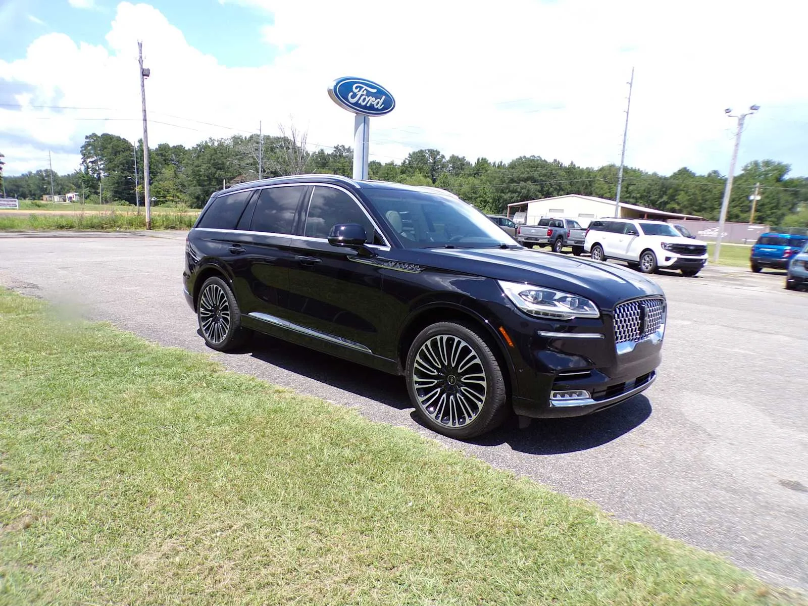 Used 2023 Black Lincoln Black Label image 3