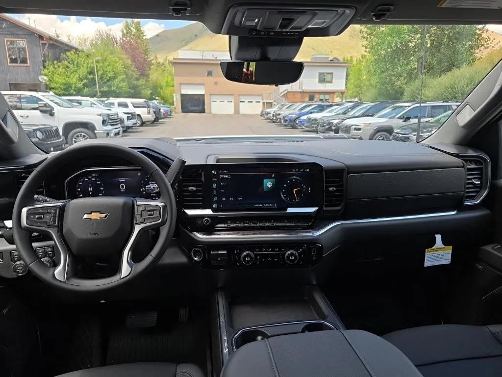 2026 Chevrolet Silverado 3500 HD LTZ - Photo 13