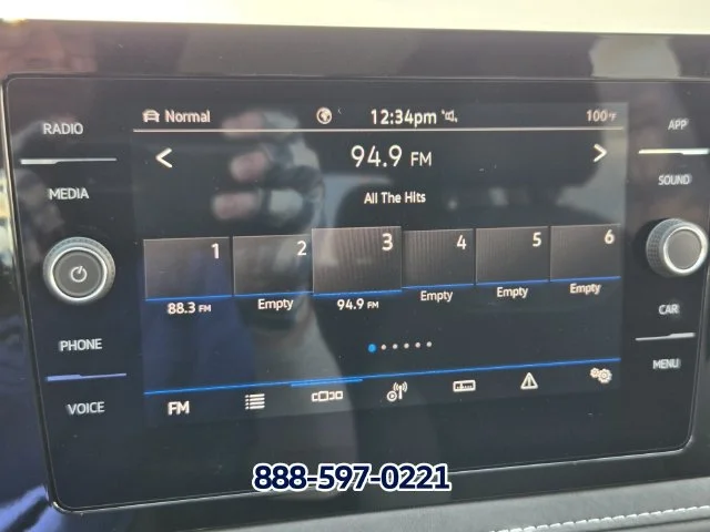 2026 Volkswagen Taos SE Black - Photo 16