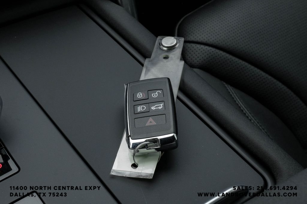 New 2026 Charente Grey Prem Met Land Rover S image 55
