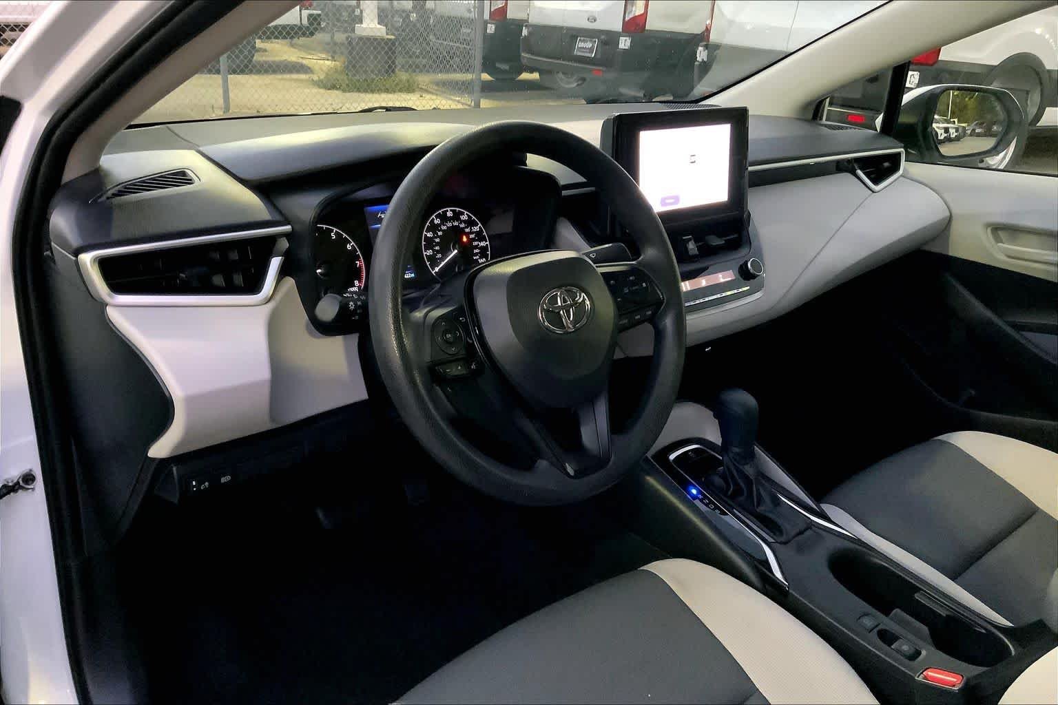 Used 2023 Ice Cap Toyota LE image 17