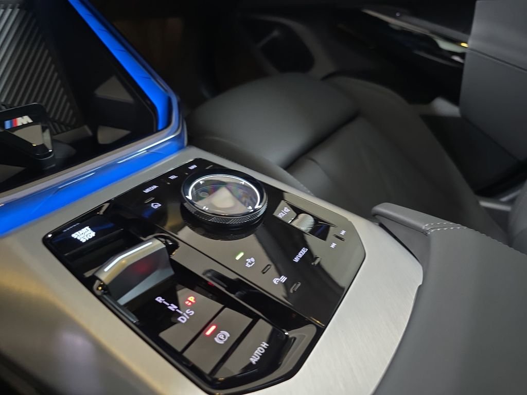 New 2026 Black Sapphire Metallic BMW 30 xDrive image 19