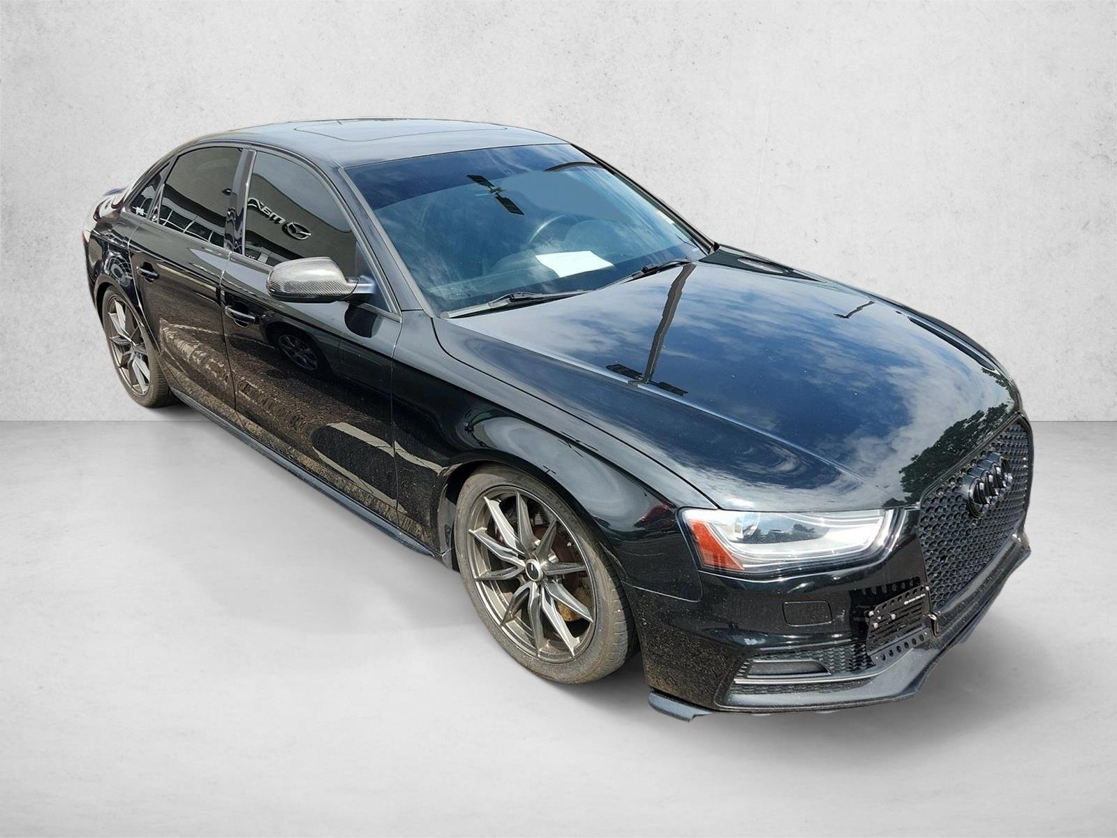 Used 2015 Brilliant Black Audi Premium Plus image 12