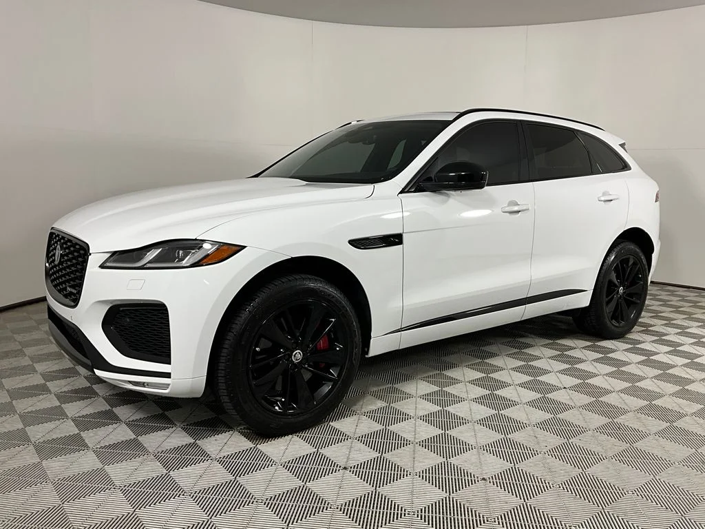 2024 Jaguar F-PACE P400 R-Dynamic S's photo