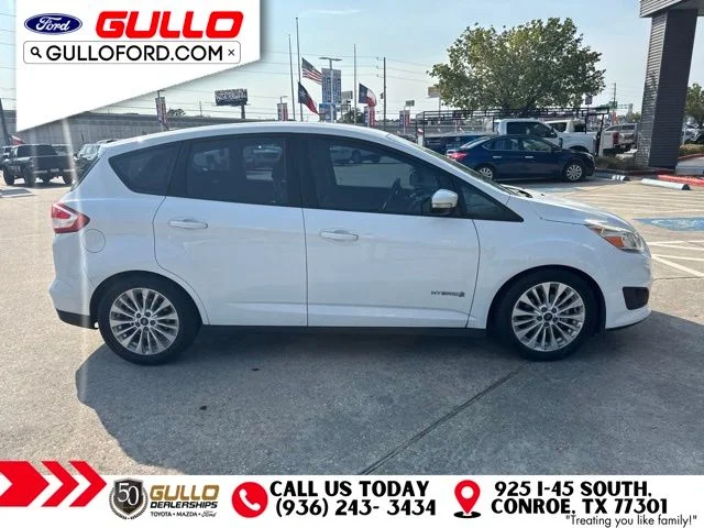 Used 2018 Oxford White Ford SE image 3