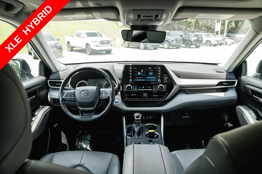 Used 2022 Magnetic Gray Metallic Toyota XLE image 11