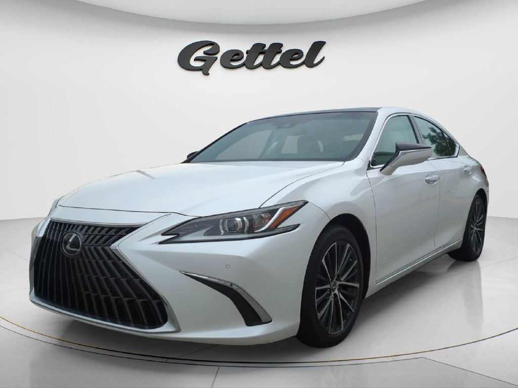 2022 Lexus ES