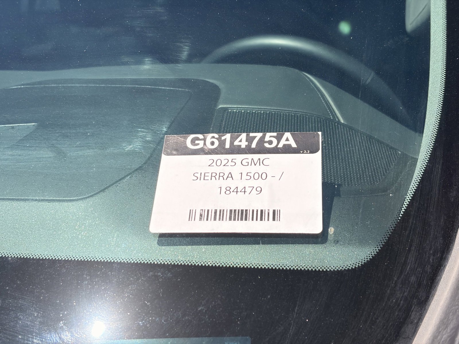 Used 2025 Sterling Metallic GMC Denali image 31