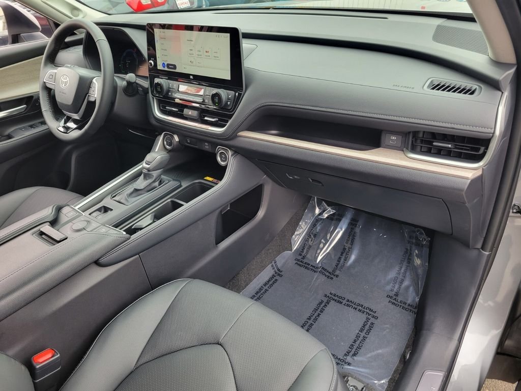 Used 2025 Silver Toyota Limited image 17