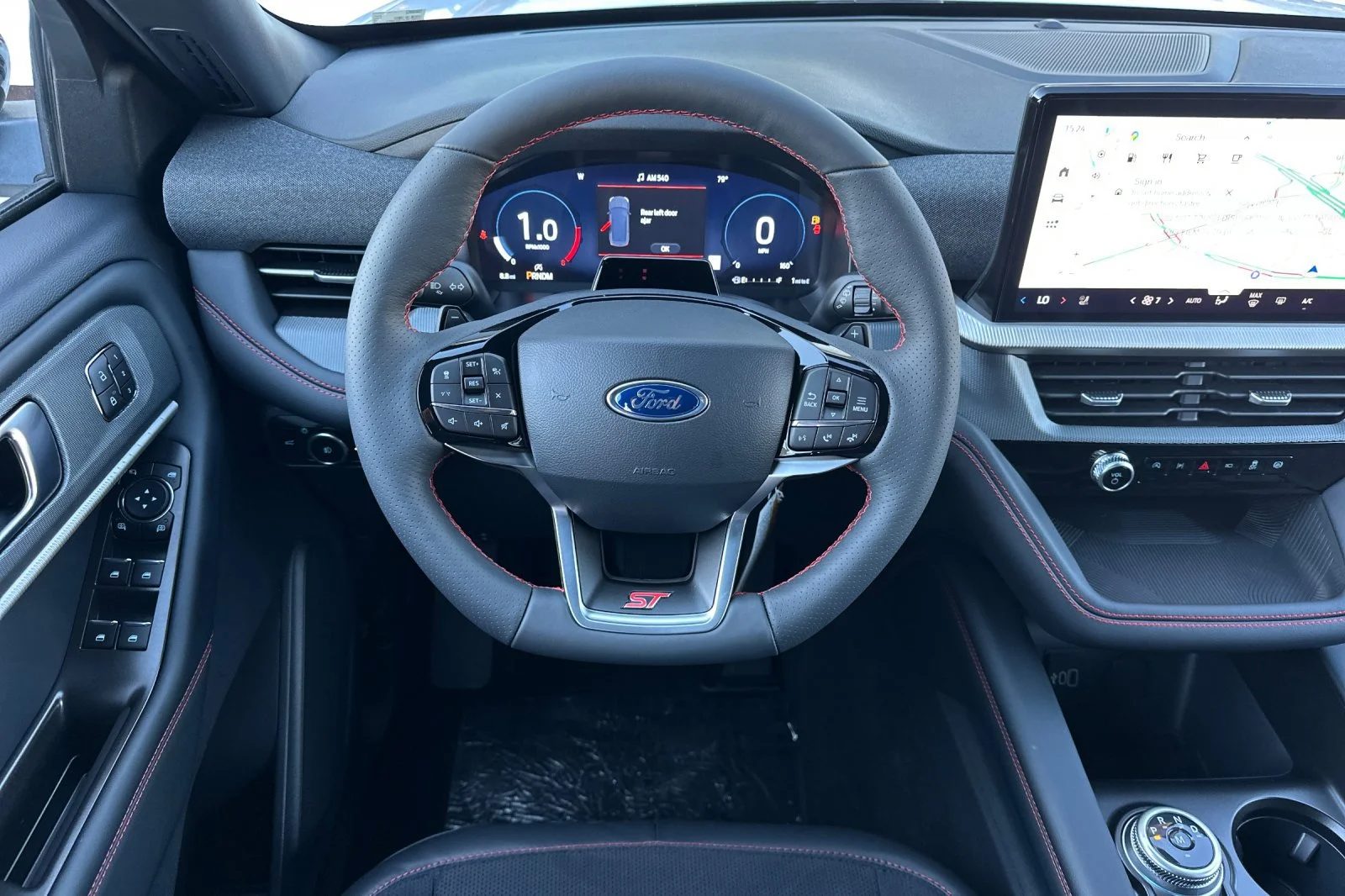 2026 Ford Explorer ST - Photo 13