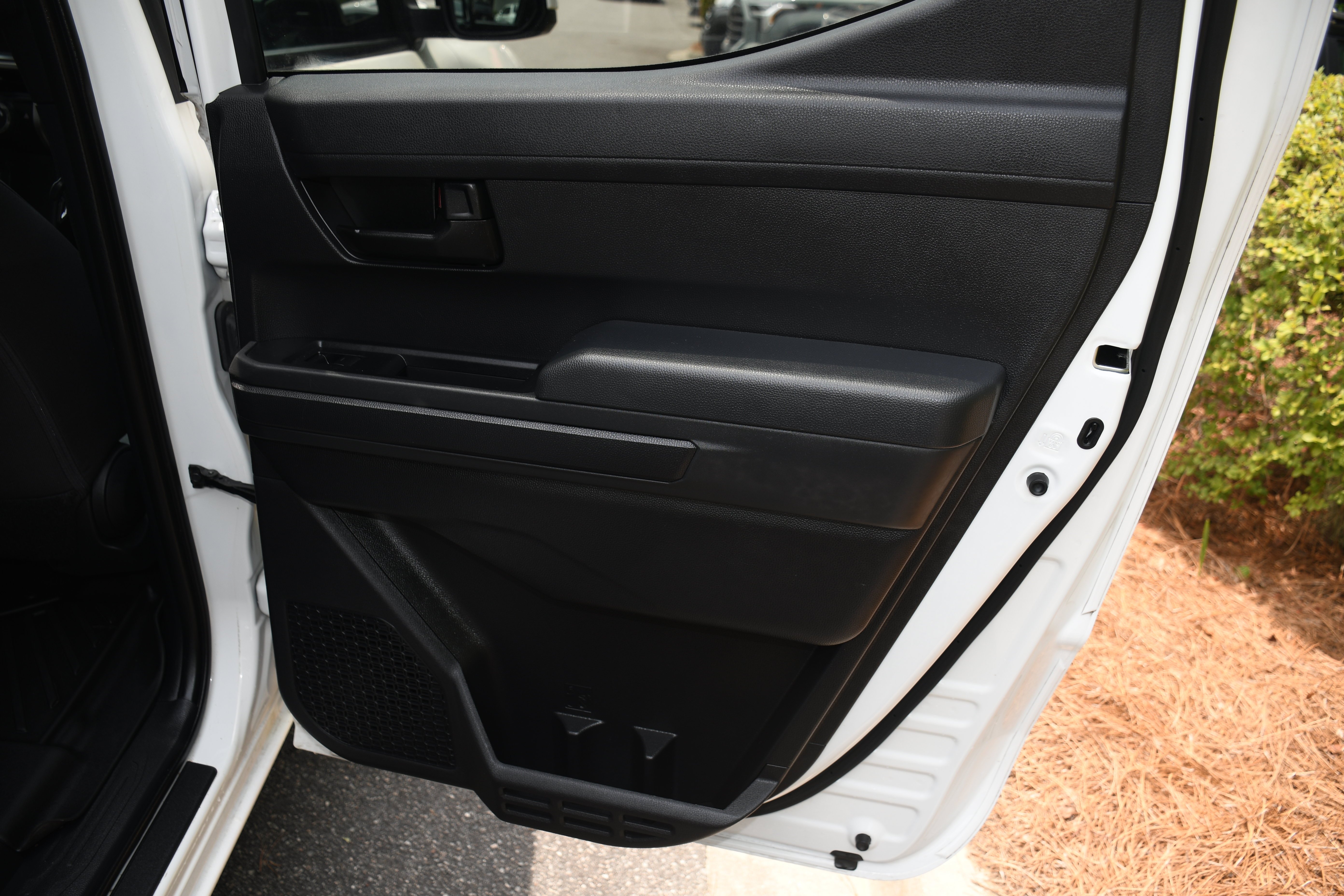 Used 2024 White Toyota SR5 image 18