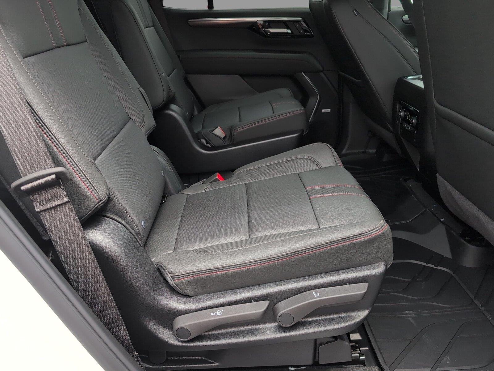 2026 Chevrolet Tahoe RST - Photo 38