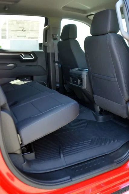 2026 Chevrolet Silverado 1500 LT - Photo 7