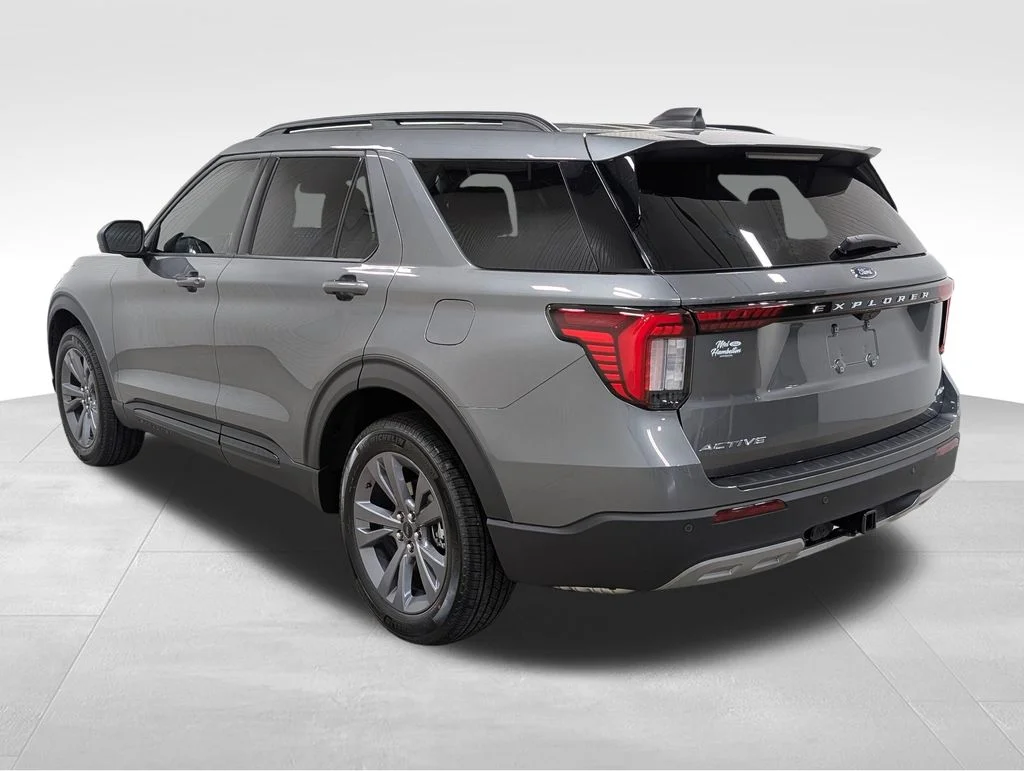 New 2026 Carbonized Gray Metallic Ford Active image 22