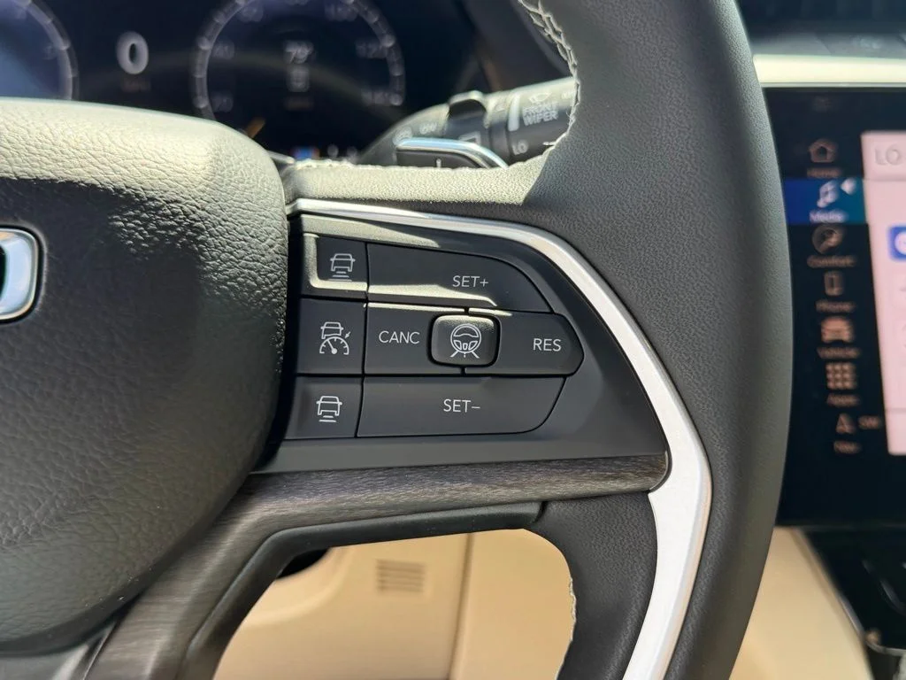 New 2026 White Jeep Limited image 20