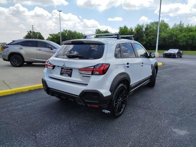 New 2025 White Mitsubishi 2.0 SE image 7
