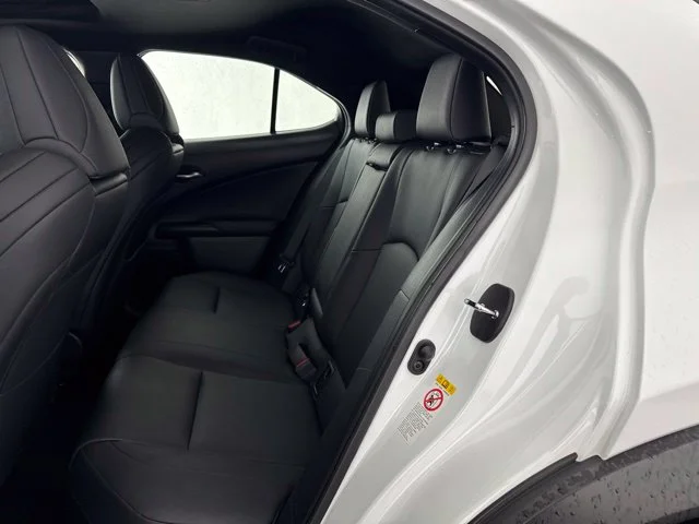 Used 2019 White Lexus 200 F SPORT image 31