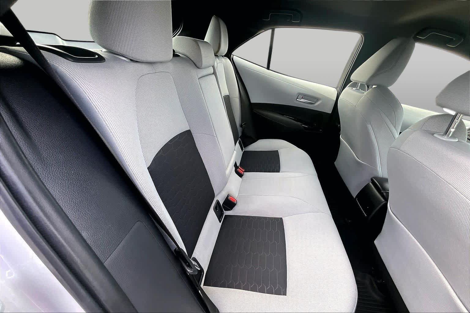 Used 2022 Classic Silver Metallic Toyota SE image 20
