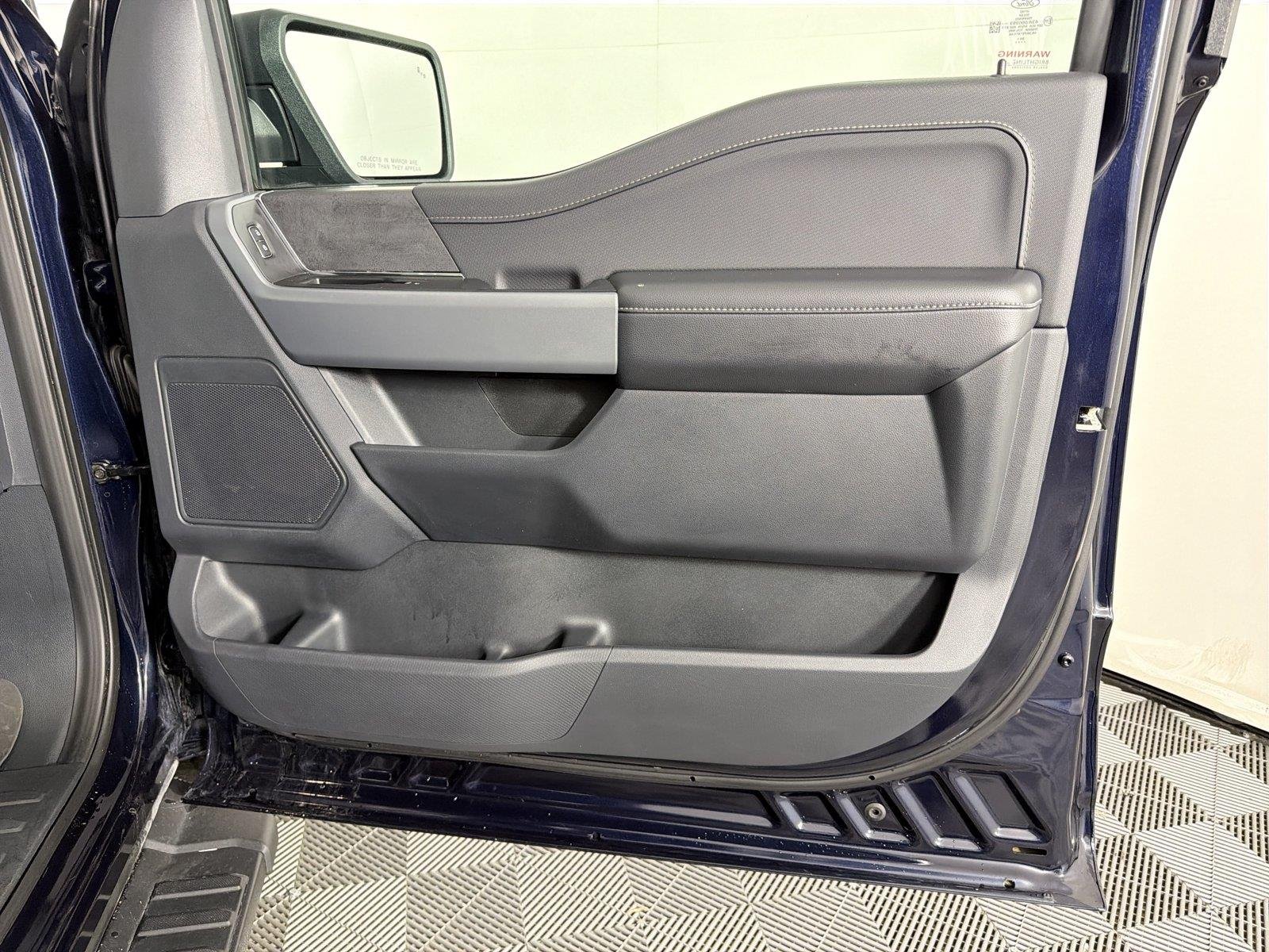 2025 Ford F-150 XLT - Photo 12