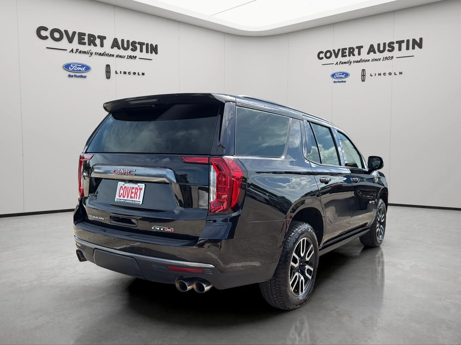Certified Used 2022 Black GMC AT4 image 6