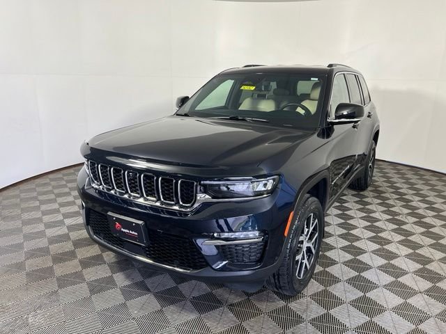 Certified Used 2023 Black Jeep Limited image 3