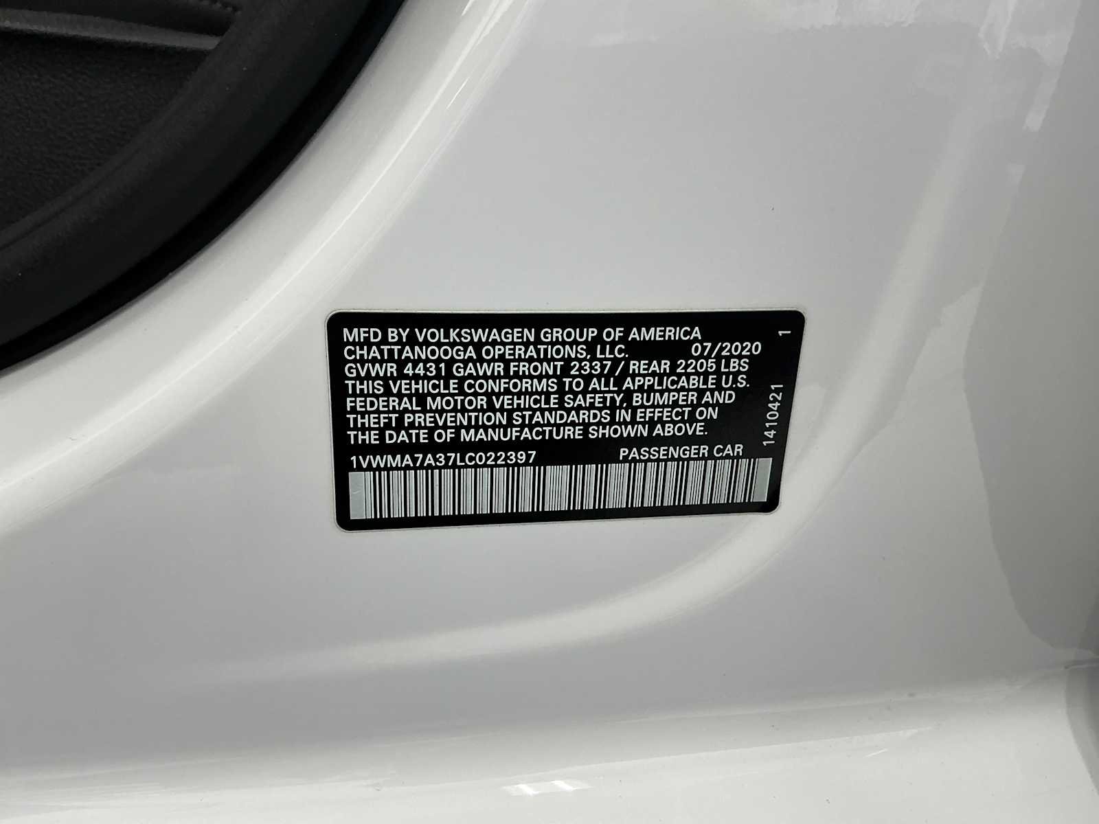 Used 2020 Pure White Volkswagen 2.0T R-Line image 29