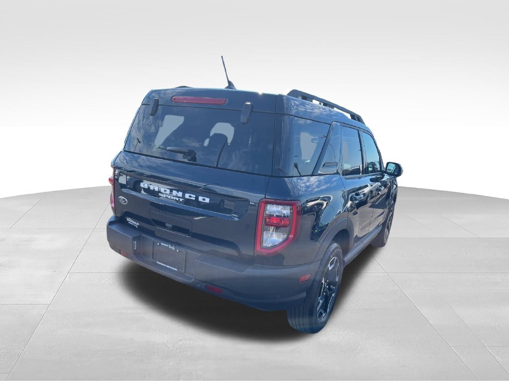 Used 2023 Blue Ford Outer Banks image 5