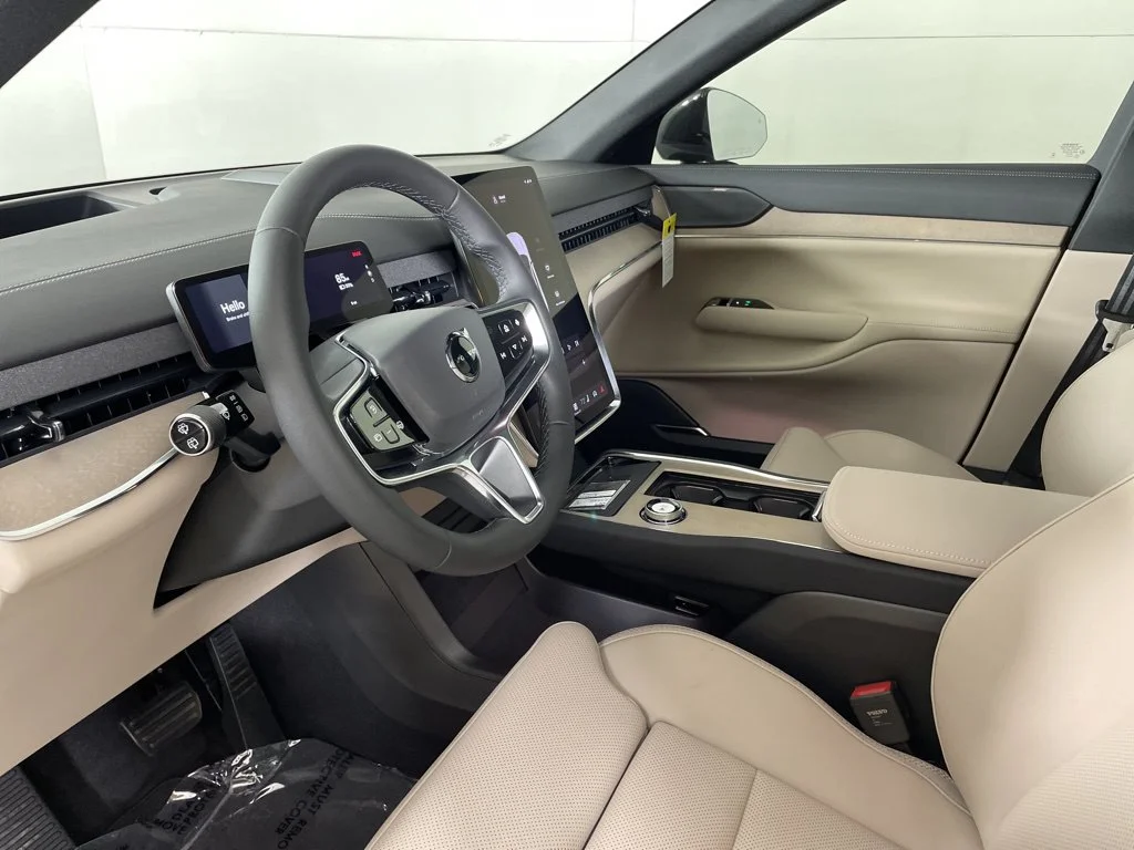 Used 2025 White Volvo Twin Motor Performance Plus image 22