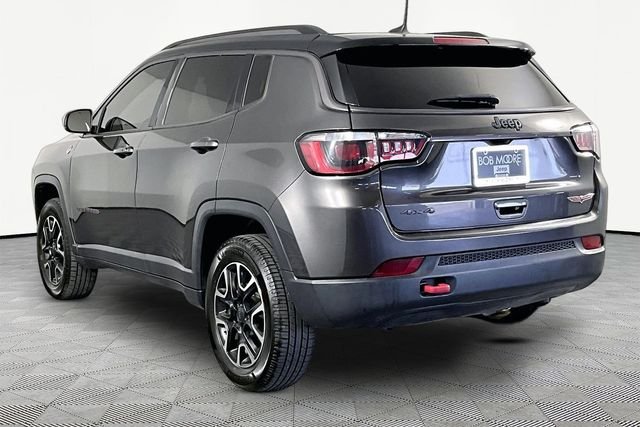 Used 2020 Gray Jeep Trailhawk image 4