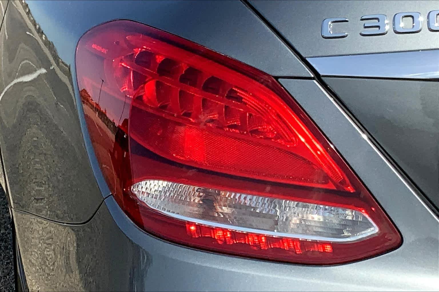 Used 2018 Selenite Grey Metallic Mercedes-Benz C 300 image 25