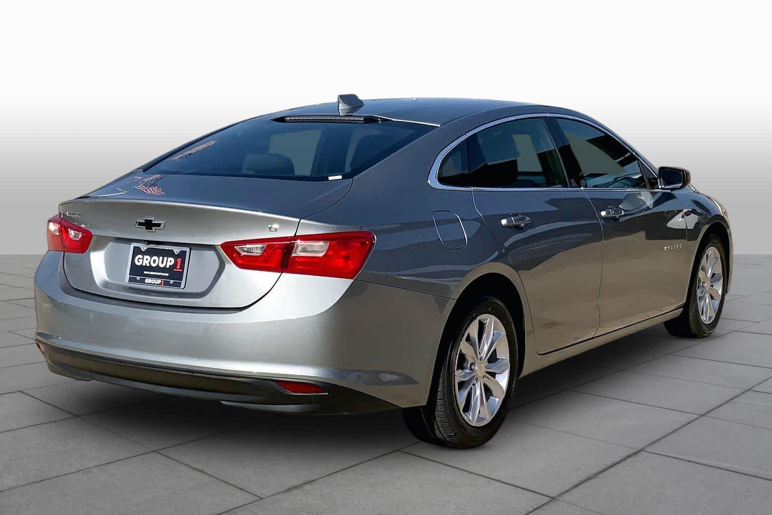 Used 2023 Sterling Gray Metallic Chevrolet LT image 12