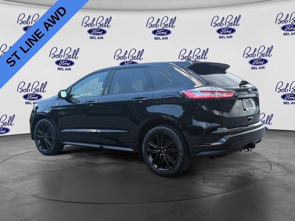 Used 2022 Black Ford ST Line image 5