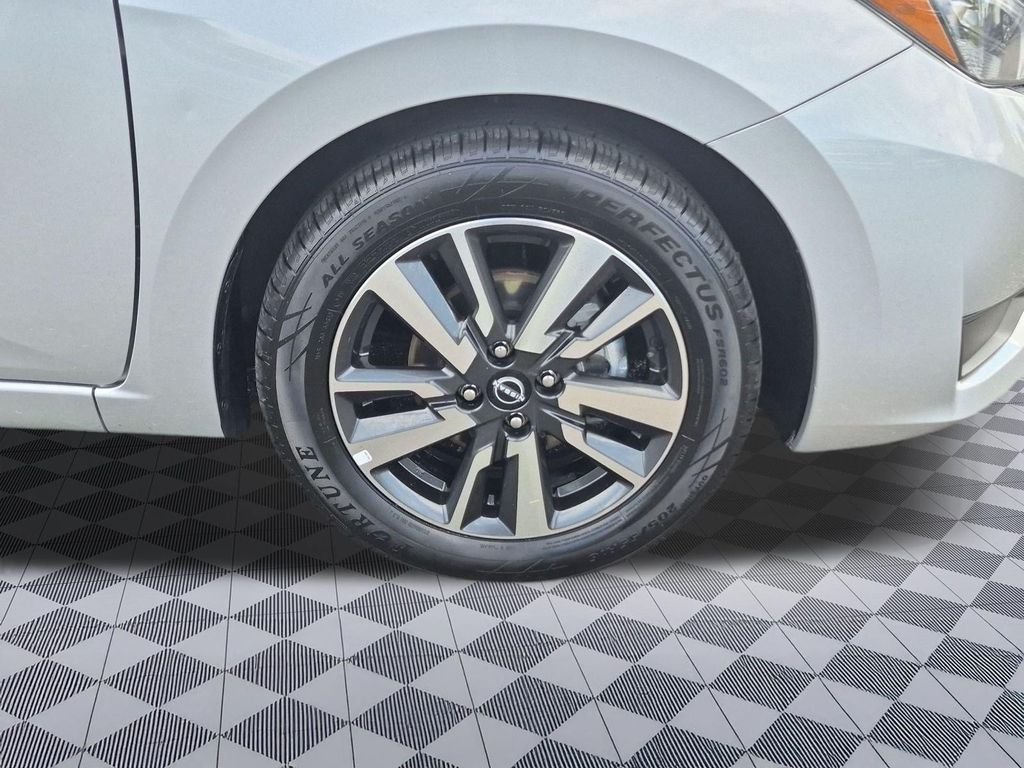 Certified Used 2025 Brilliant Silver Metallic Nissan 1.6 SV image 29
